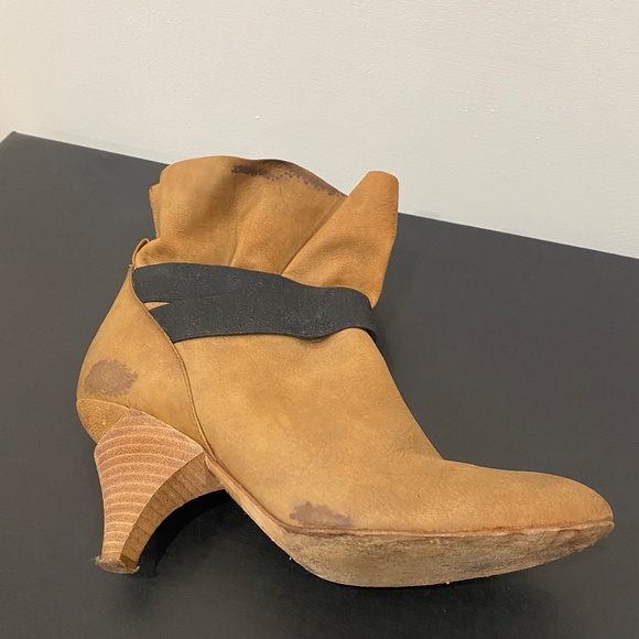 Vera Cuoio - leather heeled boots - Picture 6 of 6